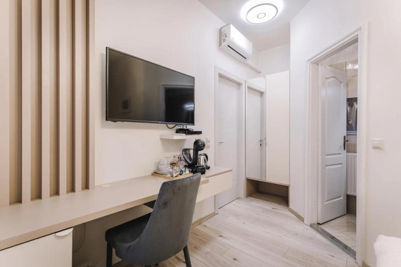 Apartmanhaz Soho Gyor Luaran gambar
