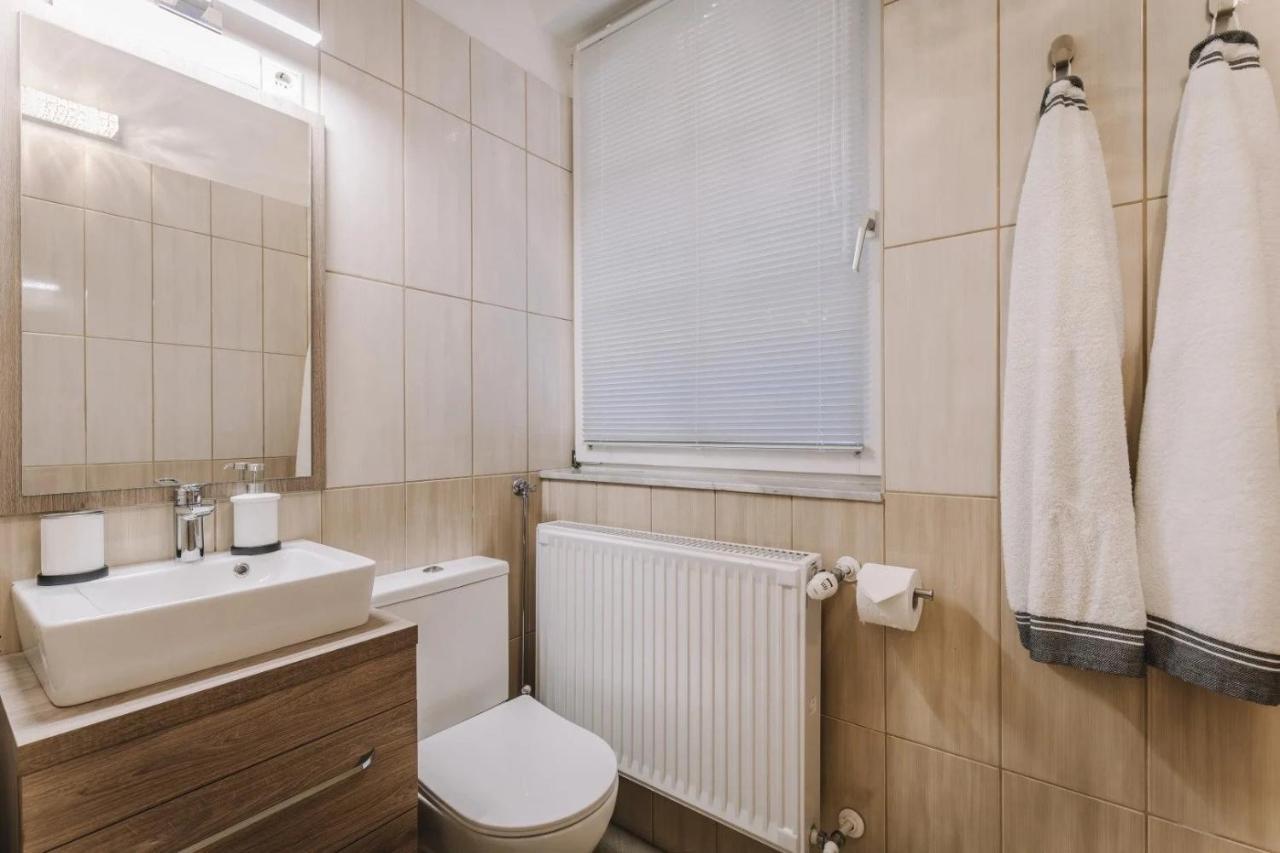 Apartmanhaz Soho Gyor Luaran gambar