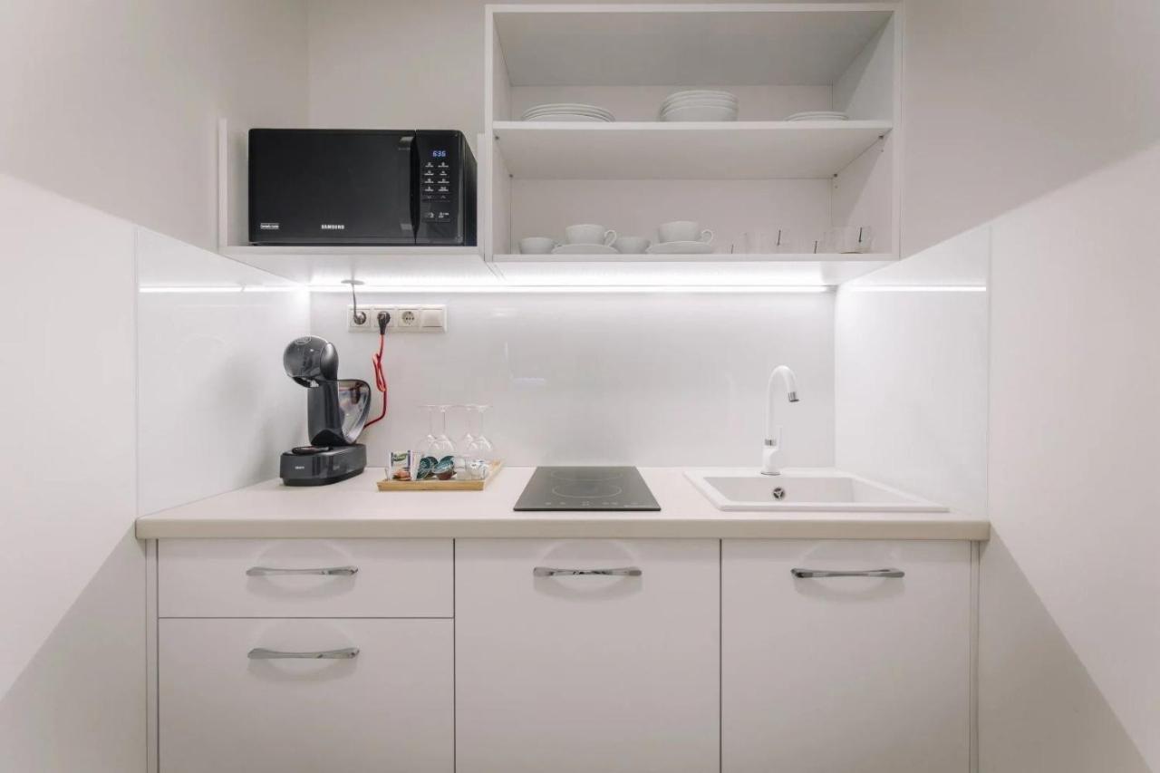 Apartmanhaz Soho Gyor Luaran gambar
