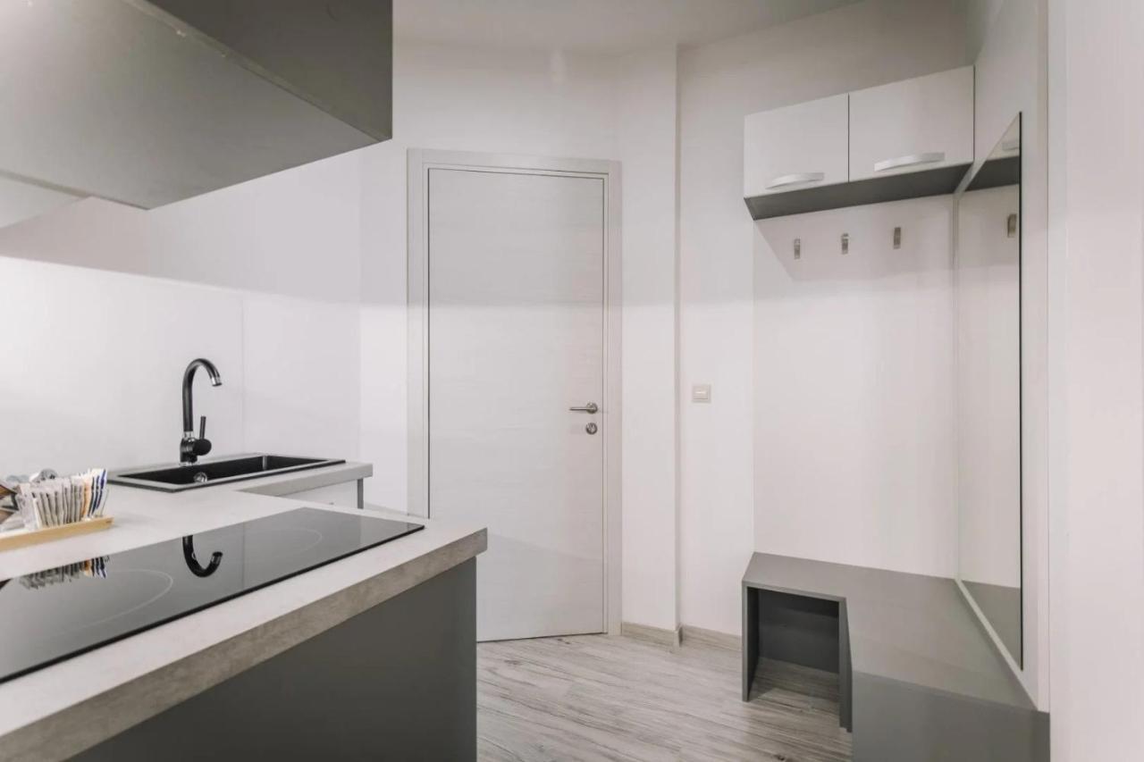 Apartmanhaz Soho Gyor Luaran gambar