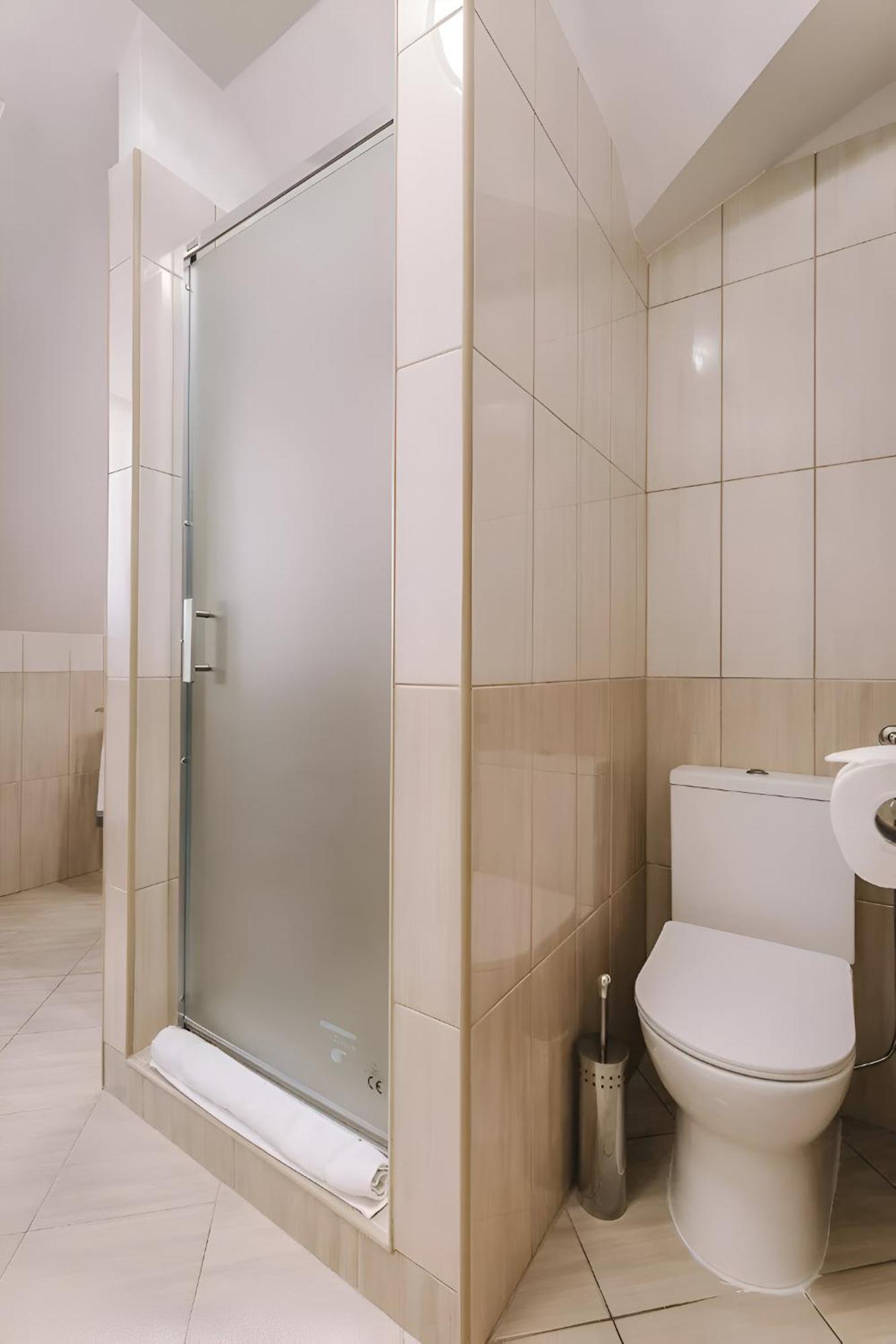 Apartmanhaz Soho Gyor Luaran gambar